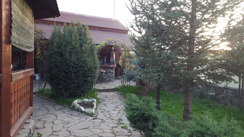 Pensiunea Ioana Gherla Bagian luar foto