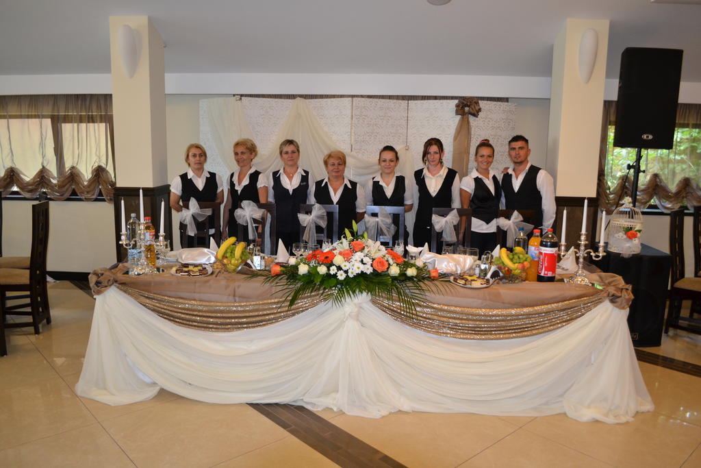 Pensiunea Ioana Gherla Bagian luar foto